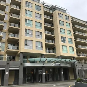 Glenelg Apartments-pier Adelaide